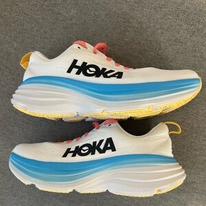 HOKA Bondi 8 Trainers